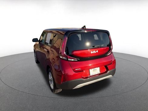 Used 2025 Kia Soul LX w/ LX Technology Package image 11