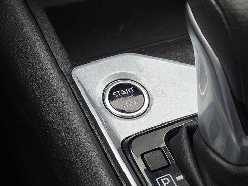 Used 2025 Nissan Altima 2.5 SV FWD image 30