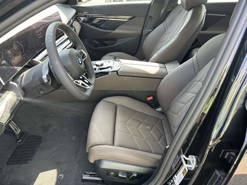 New 2027 BMW 540i xDrive w/ M Sport Package AWD/4WD image 13