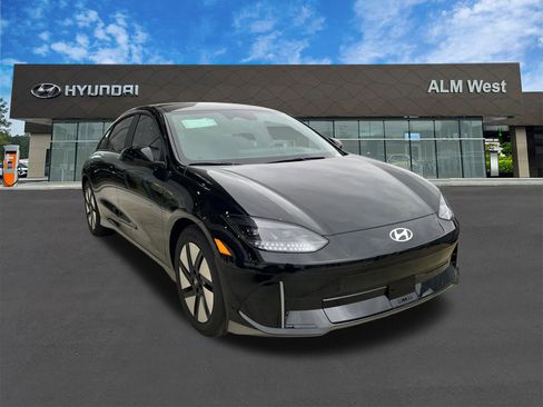 New 2025 Hyundai Ioniq 6 SE image 3