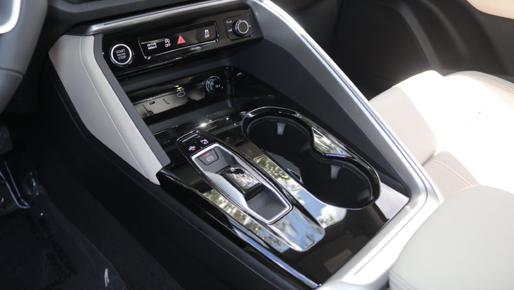 New 2026 Audi Q5 Premium Plus AWD/4WD image 25