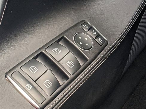 Used 2017 Tesla Model S 60 image 23