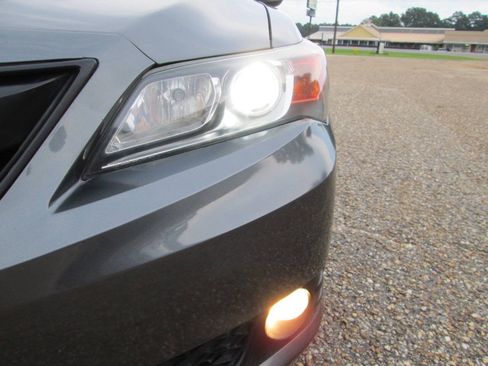 Used 2014 Acura ILX w/ Premium Package FWD image 13
