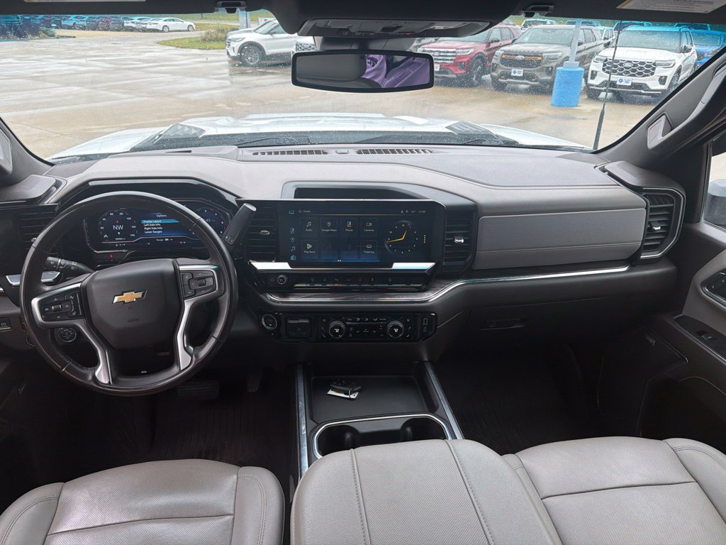 Used 2024 Chevrolet Silverado 2500 LTZ w/ LTZ Plus Package AWD/4WD image 15
