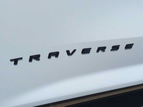 New 2026 Chevrolet Traverse RS AWD/4WD image 9