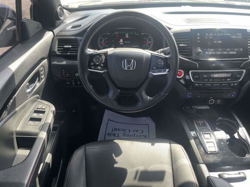 Used 2021 Honda Pilot Black Edition image 11