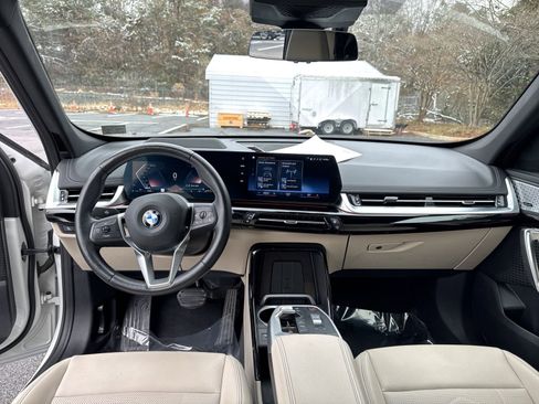 Certified 2023 BMW X1 xDrive28i w/ Premium Package image 12