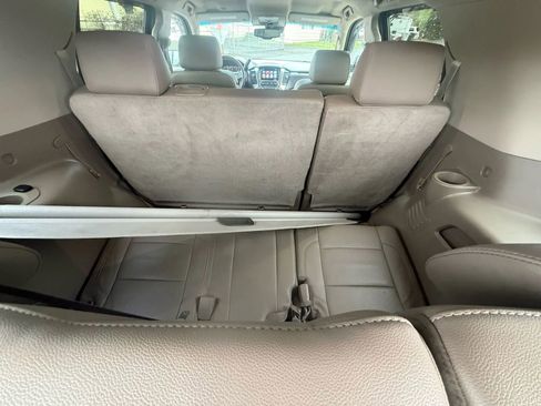 Used 2015 Chevrolet Tahoe LT image 14