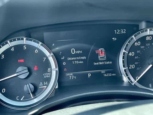 Used 2023 Toyota Highlander XSE image 19