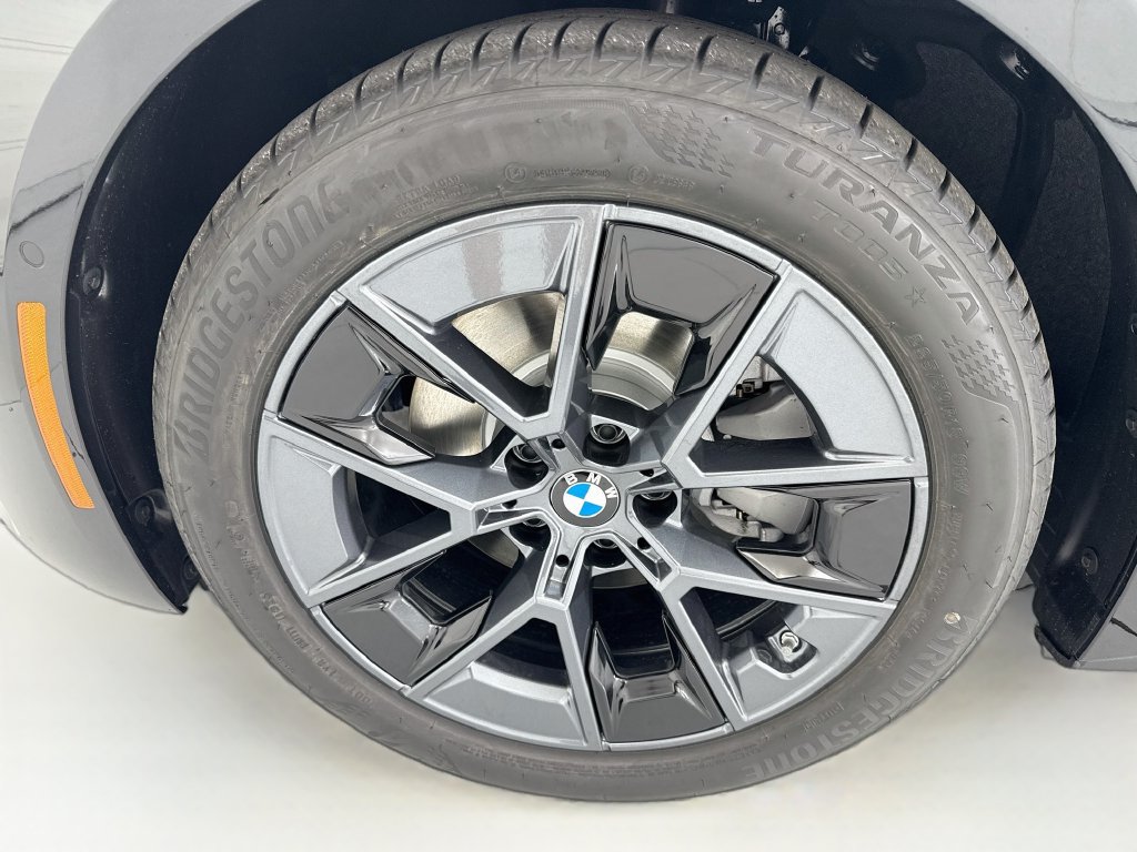 New 2026 BMW i4 eDrive40 w/ Premium Package RWD image 29