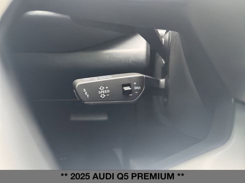 New 2025 Audi Q5 Premium image 18