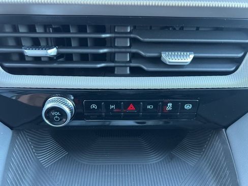 New 2026 Ford Explorer Active image 27