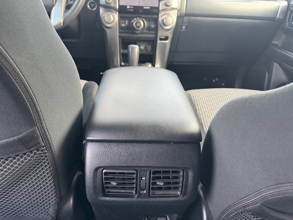 Used 2024 Toyota 4Runner SR5 AWD/4WD image 18