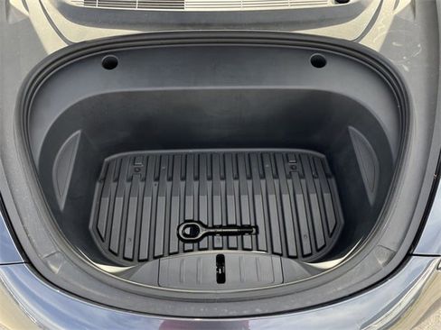 Used 2022 Tesla Model 3 Long Range image 27