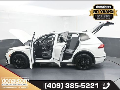Used 2022 Volkswagen Tiguan SEL R-Line AWD/4WD image 23