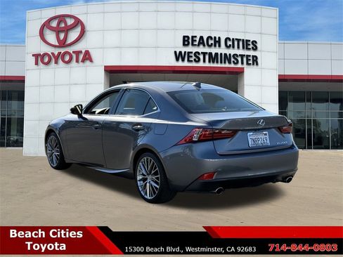 Used 2016 Lexus IS 200t image 8