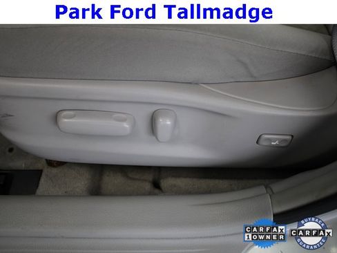 Used 2008 Toyota Camry LE image 13