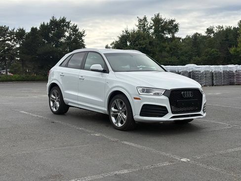 Used 2018 Audi Q3 2.0T Premium w/ Convenience Package AWD/4WD image 7