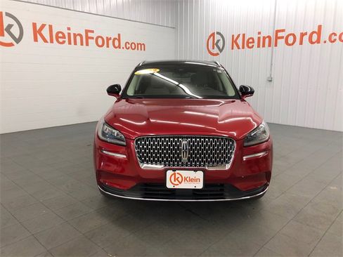 Used 2022 Lincoln Corsair AWD w/ Premium Package image 2