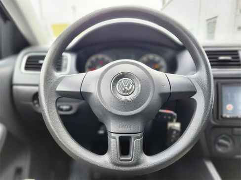 Used 2012 Volkswagen Jetta 2.0L Base image 24