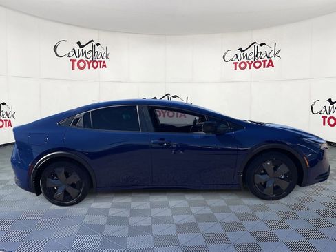 New 2026 Toyota Prius Plug-In Hybrid image 9