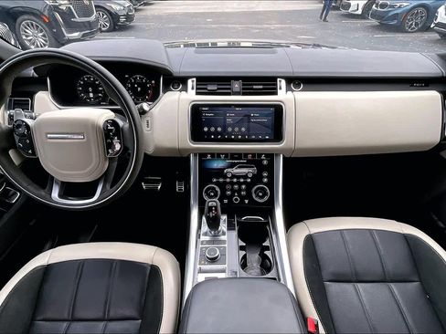 Used 2020 Land Rover Range Rover Sport HST image 15