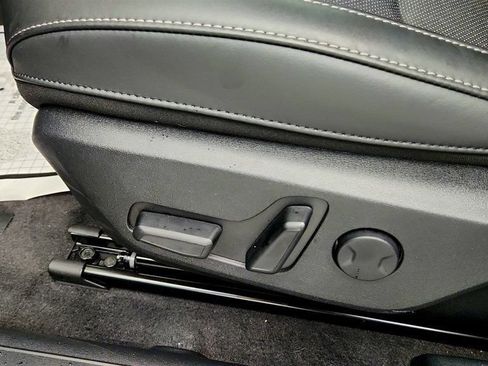 Used 2025 Kia EV6 Light w/ Light LR Technology Package RWD image 11