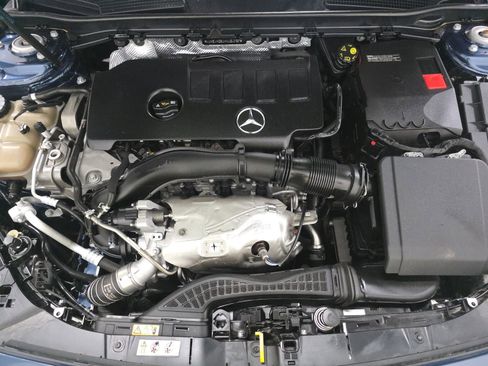 Used 2021 Mercedes-Benz CLA 250 w/ Premium Package image 16