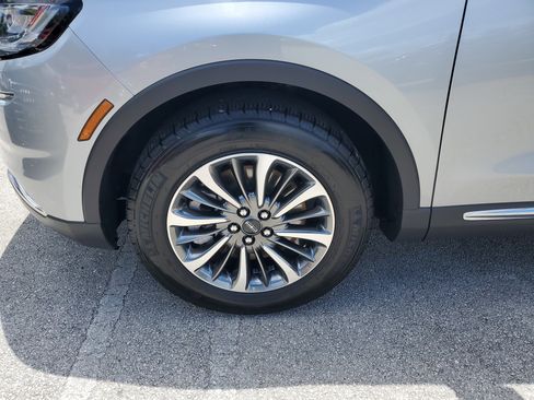 Certified 2023 Lincoln Nautilus AWD image 4