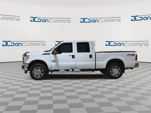 Used 2015 Ford F250 XLT w/ XLT Premium Package image 5