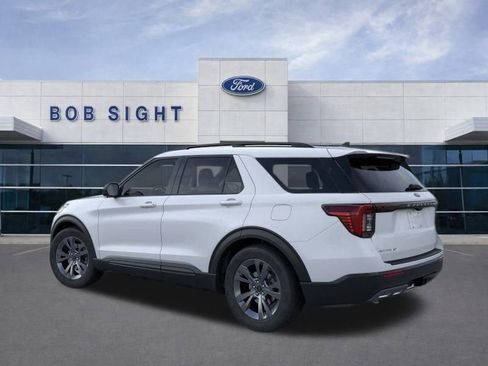 New 2026 Ford Explorer Active w/ Active Comfort Package image 6