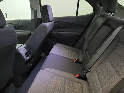 Used 2024 Chevrolet Equinox LT w/ LPO, Floor Liner Package FWD image 18