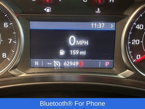 Used 2024 GMC Terrain SLT image 3