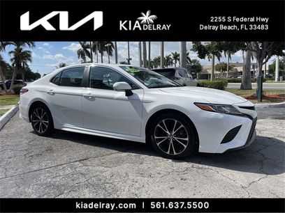 Used 2020 Toyota Camry SE w/ Convenience Package