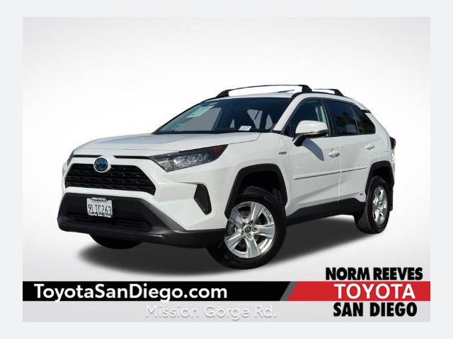 Certified 2021 Toyota RAV4 LE AWD/4WD image 1