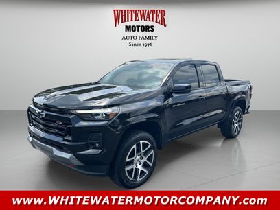 Used 2024 Chevrolet Colorado Z71 w/ Z71 Convenience Package 2