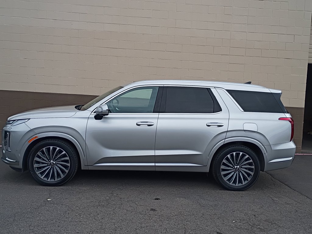 Certified 2024 Hyundai Palisade Calligraphy AWD/4WD image 7