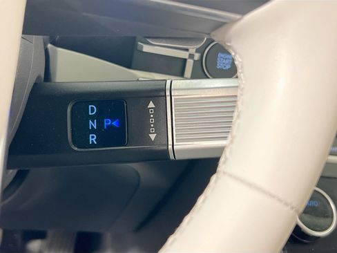 Used 2024 Hyundai Santa Fe SEL image 16