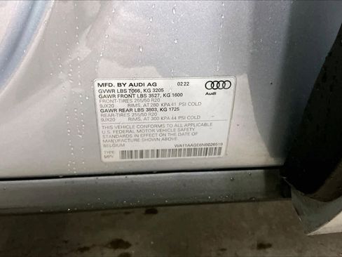 Used 2022 Audi e-tron Premium image 35