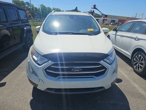 Used 2021 Ford EcoSport Titanium image 2