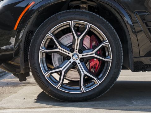 Used 2026 BMW X5 M60i image 29