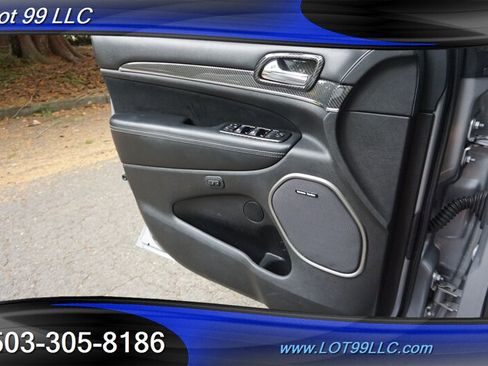 Used 2017 Jeep Grand Cherokee SRT AWD/4WD image 25