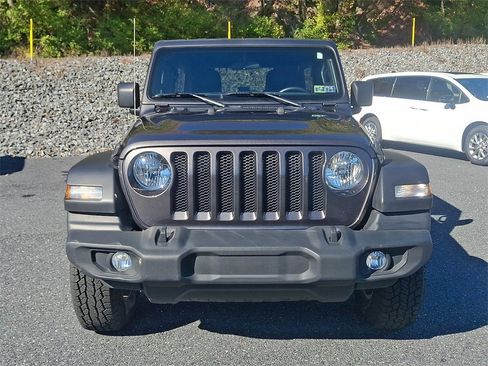 Used 2022 Jeep Wrangler Unlimited Sport image 5