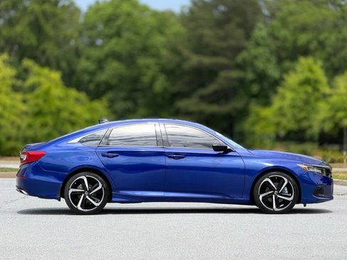 Used 2021 Honda Accord Sport Special Edition image 12