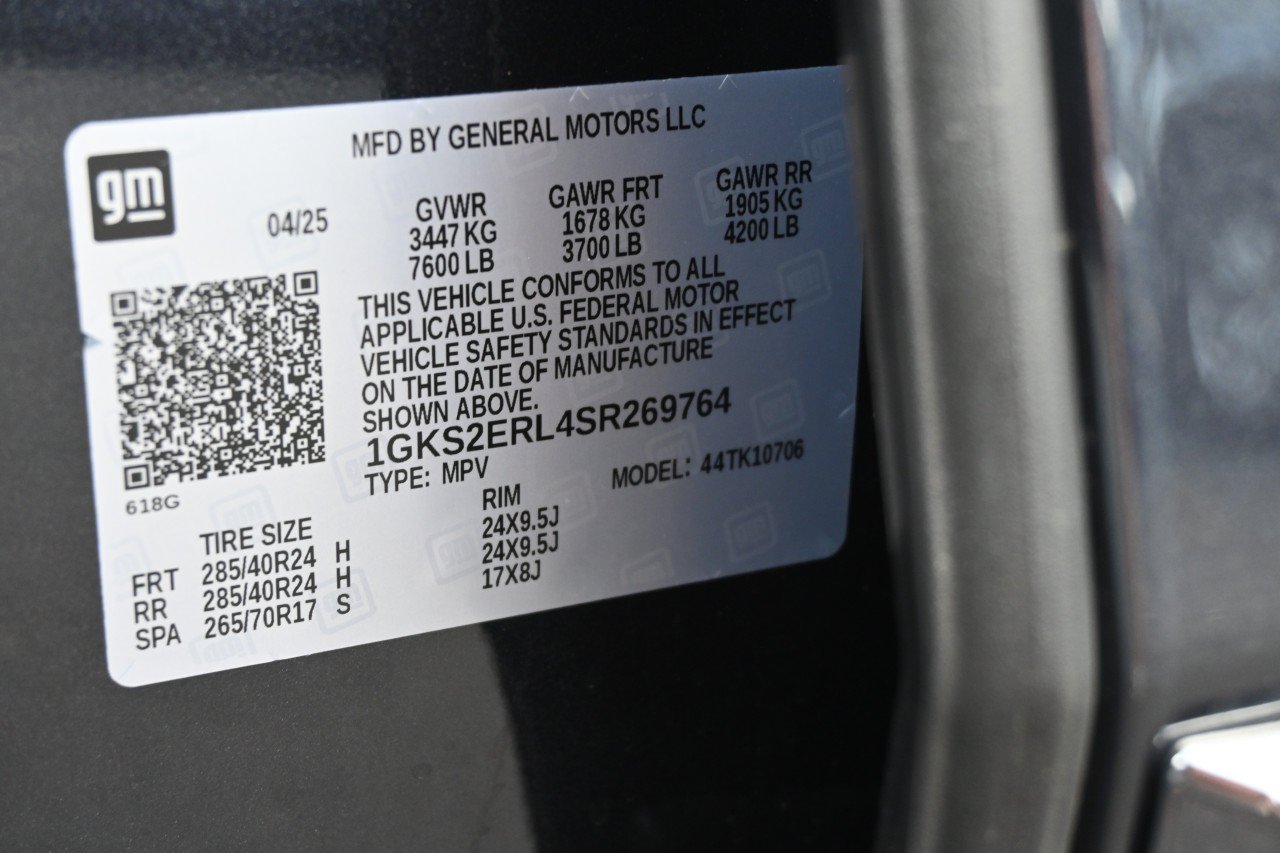 Certified 2025 GMC Yukon Denali Ultimate AWD/4WD image 31