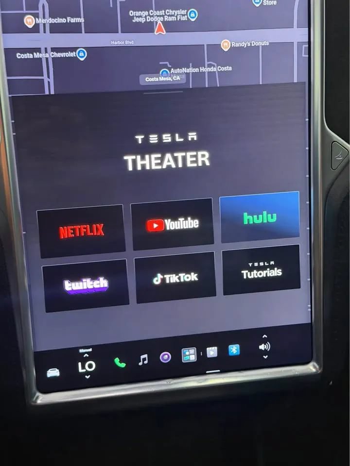 Used 2013 Tesla Model S Performance RWD image 6