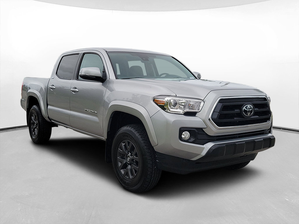 Used 2023 Toyota Tacoma SR5 AWD/4WD image 3