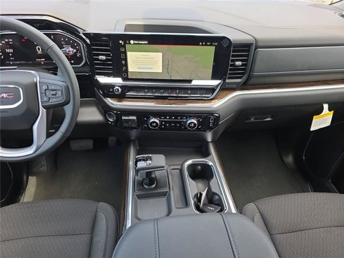 New 2026 GMC Sierra 1500 Elevation AWD/4WD image 15