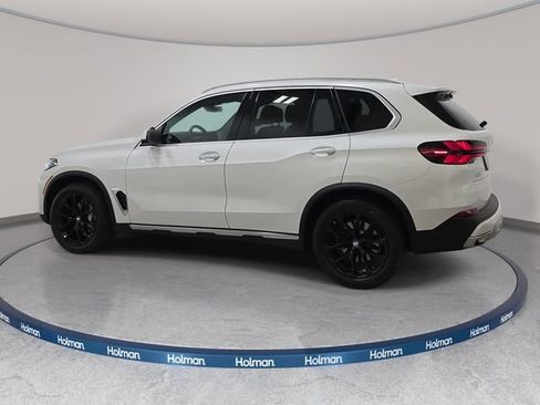 Used 2024 BMW X5 xDrive40i w/ Premium Package AWD/4WD image 9