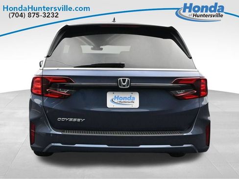 Used 2026 Honda Odyssey EX-L image 7